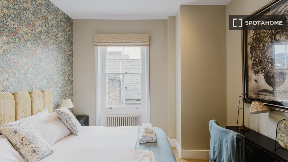Apartment London, 2 beds — photo 18
