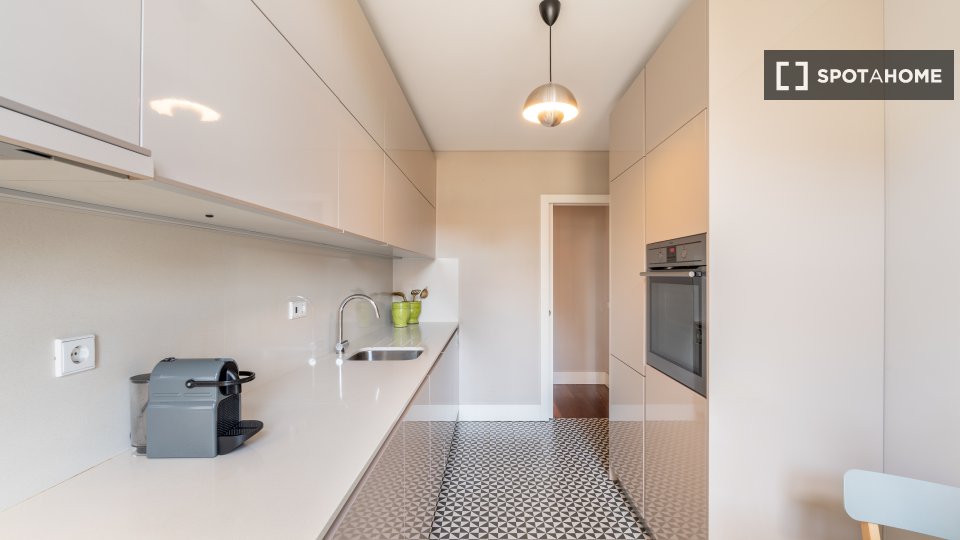 Apartment Porto, 1 bed, 105m² — photo 19