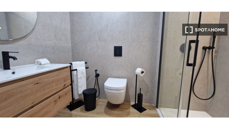 Apartment mono Lisbon, 54m² — photo 24