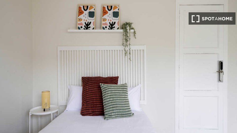 Double room Madrid, 8 beds — photo 38