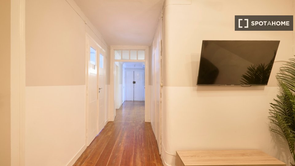 Double room Lisbon, 7 beds — photo 52
