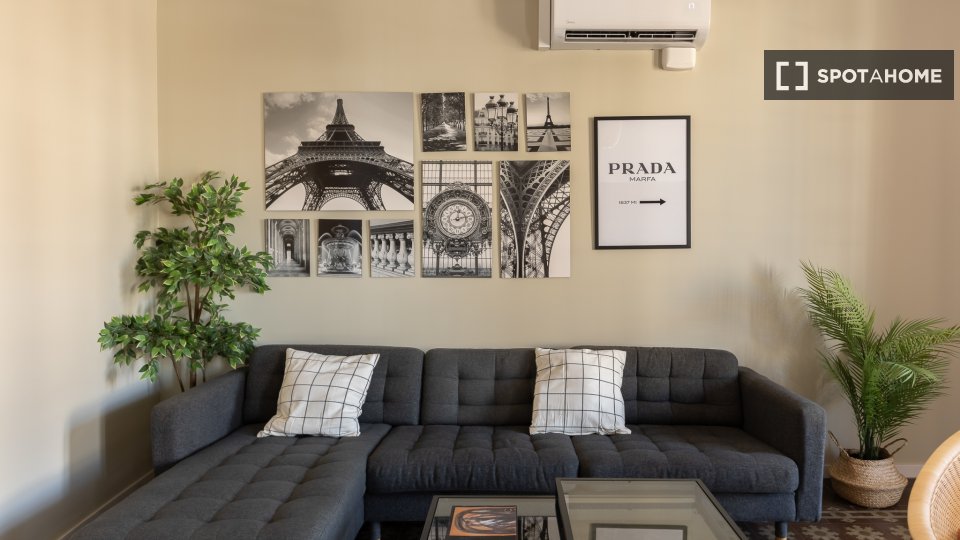 Double room Barcelona, 5 beds, 100m² — photo 15