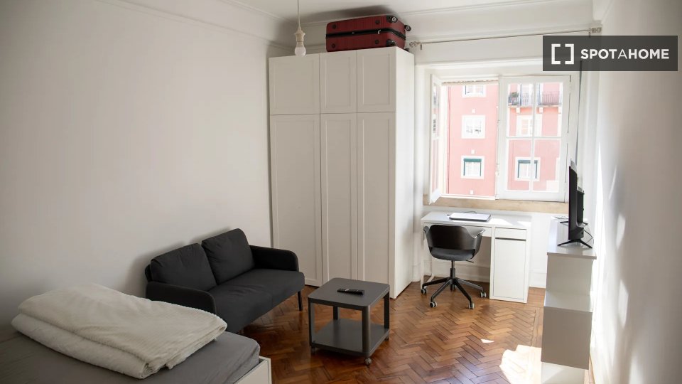 Double room Lisbon, 7 beds — photo 2