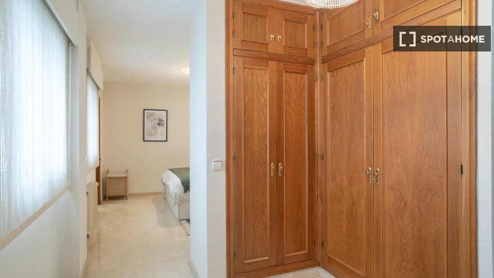 Double room Alicante, 6 beds — photo 19