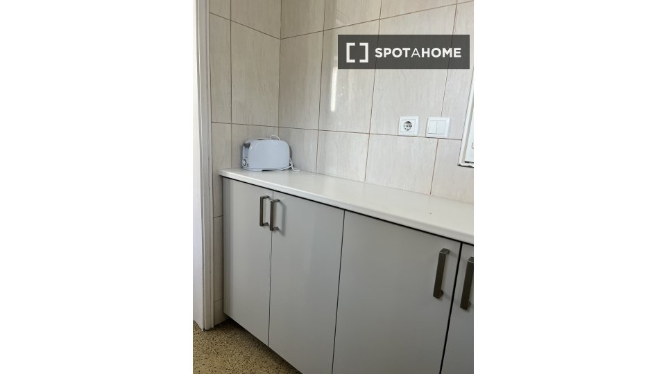Double room Porto, 11 beds, 380m² — photo 14