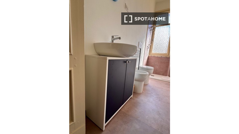 Apartment Turin, 2 beds, 60m² — photo 19