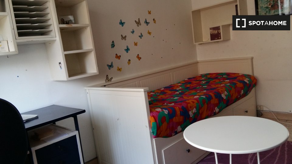 Double room Rome, 3 beds, 90m² — photo 2