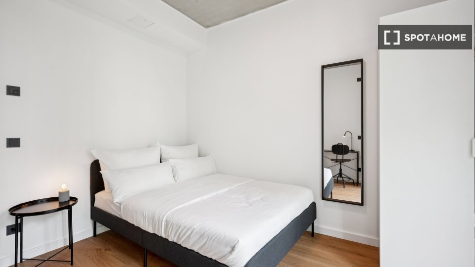 Double room Berlin, 3 beds, 56m² — photo 7