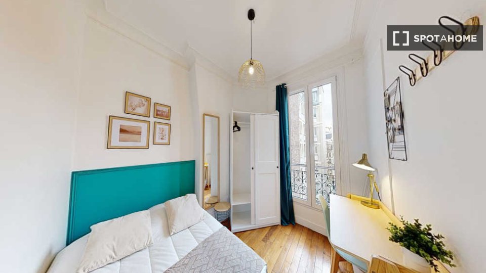 Double room Paris, 9 beds, 160m² — photo 9