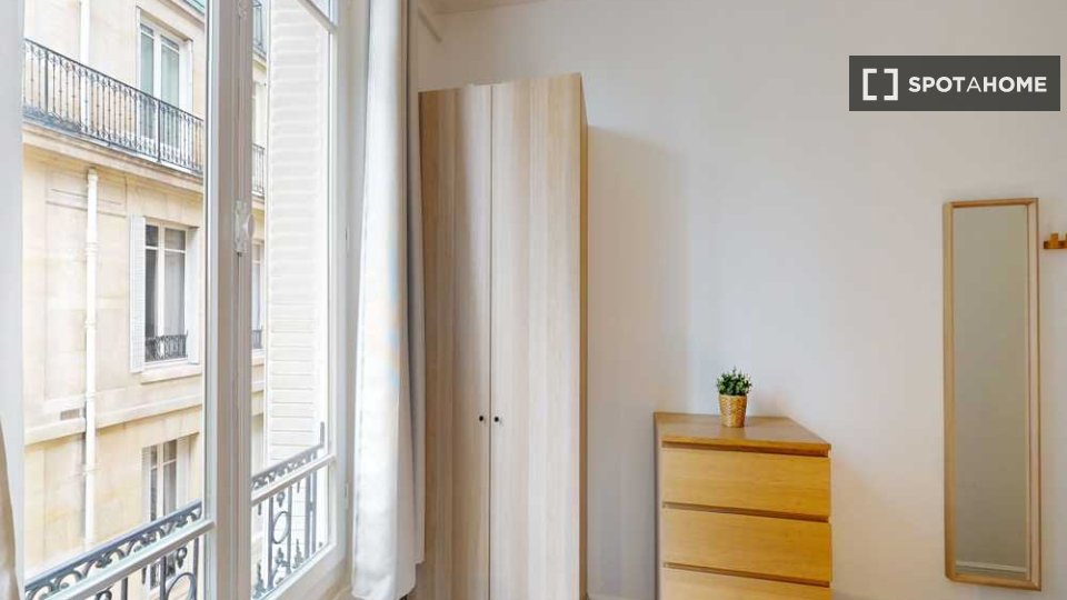 Double room Paris, 7 beds, 230m² — photo 11