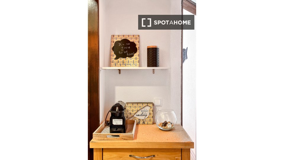 Apartment Lisbon, 1 bed — photo 4