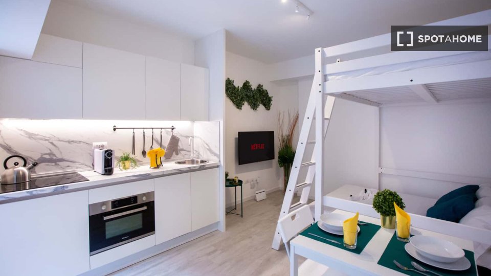 Apartment Milan, 1 bed — photo 9