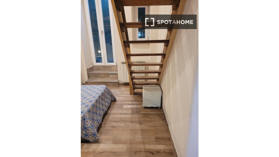 Apartment Rome, 1 bed — photo 38