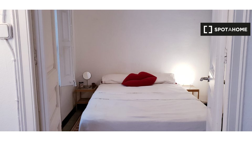 Double room Barcelona, 4 beds, 100m² — photo 2