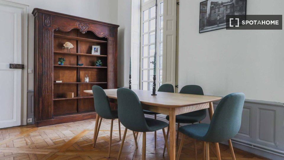 Apartment Paris, 2 beds, 98m² — photo 17