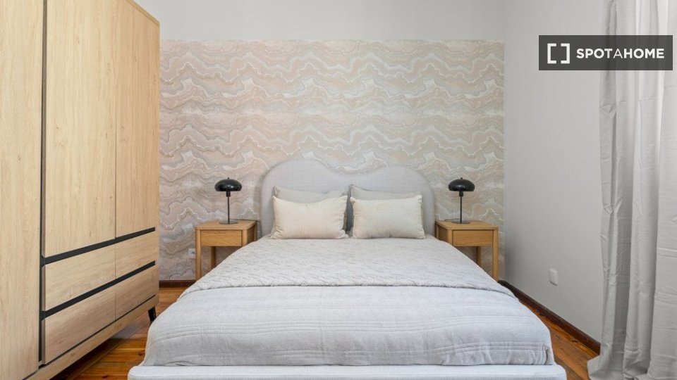 Double room Lisbon, 8 beds — photo 18