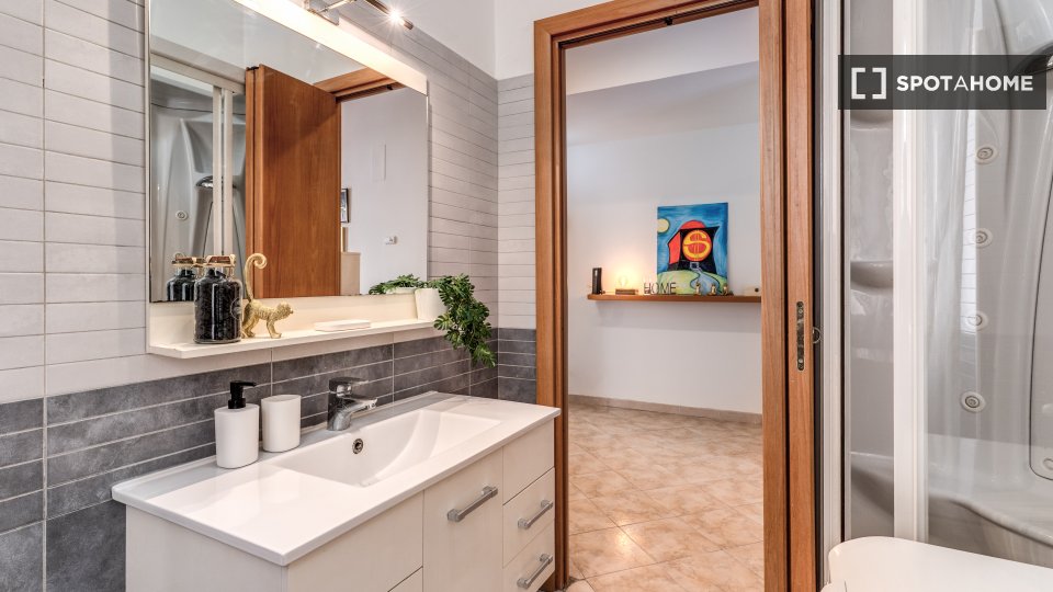 Apartment Rome, 2 beds, 80m² — photo 11
