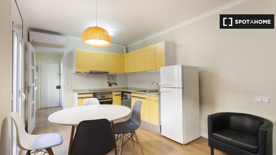 Apartment Barcelona, 2 beds, 50m² — photo 19