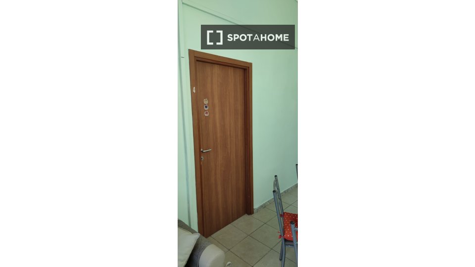 Double room Naples, 5 beds, 120m² — photo 12