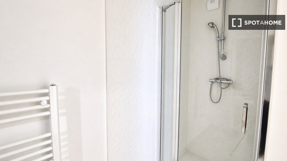 Chambre double Paris, 5 chambres — photo 34
