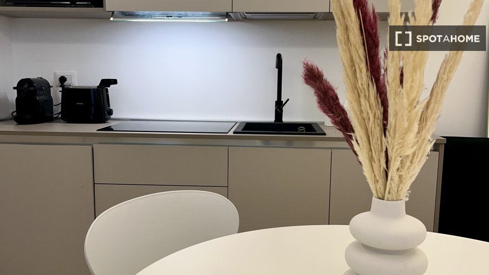 Apartment Milan, 1 bed, 45m² — photo 12