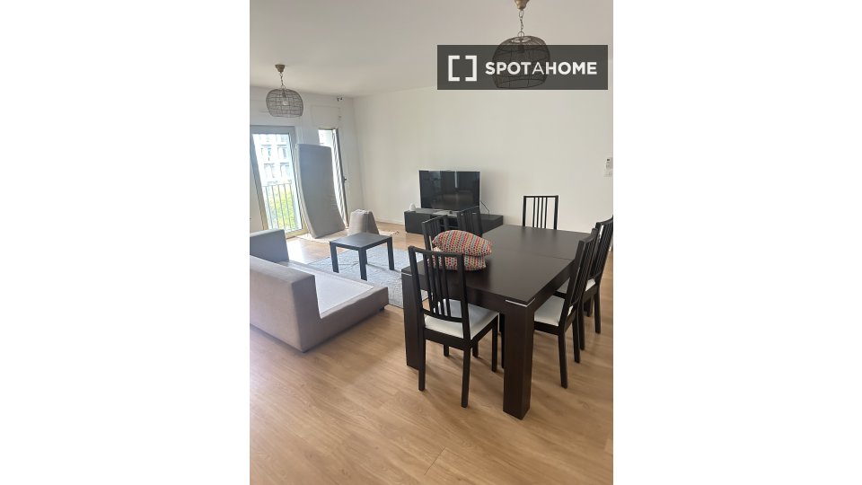 Apartment Lisbon, 2 beds, 110m² — photo 7