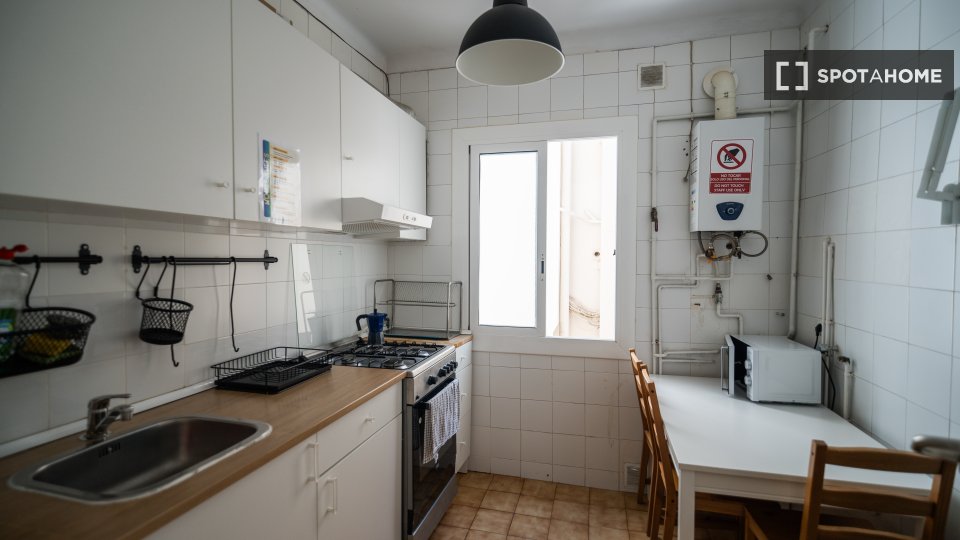 Double room Barcelona, 8 beds — photo 4