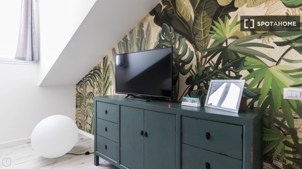 Apartment Milan, 1 bed, 57m² — photo 3