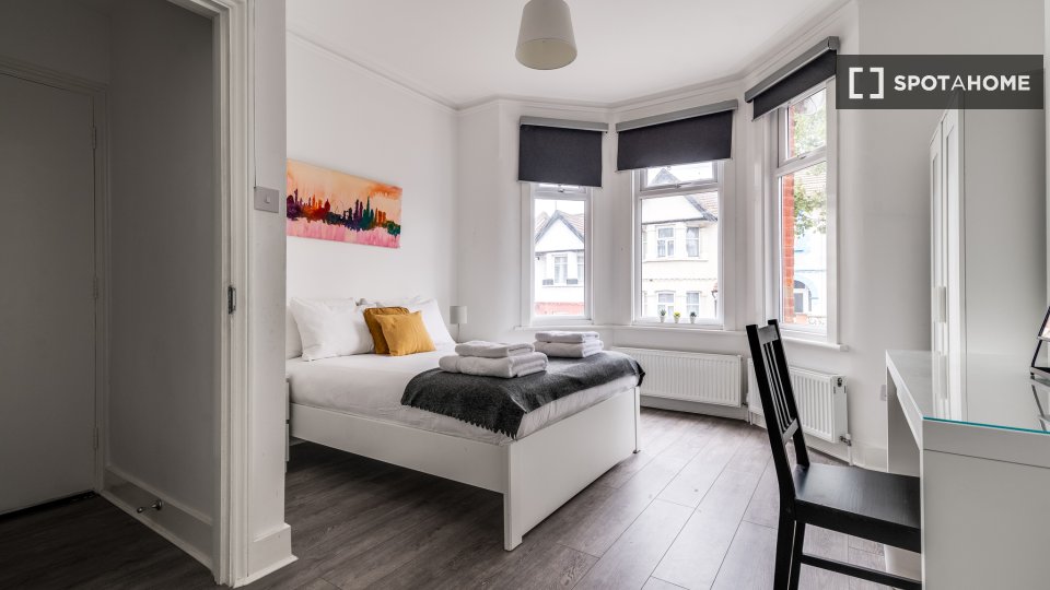 Apartment London, 2 beds — photo 13