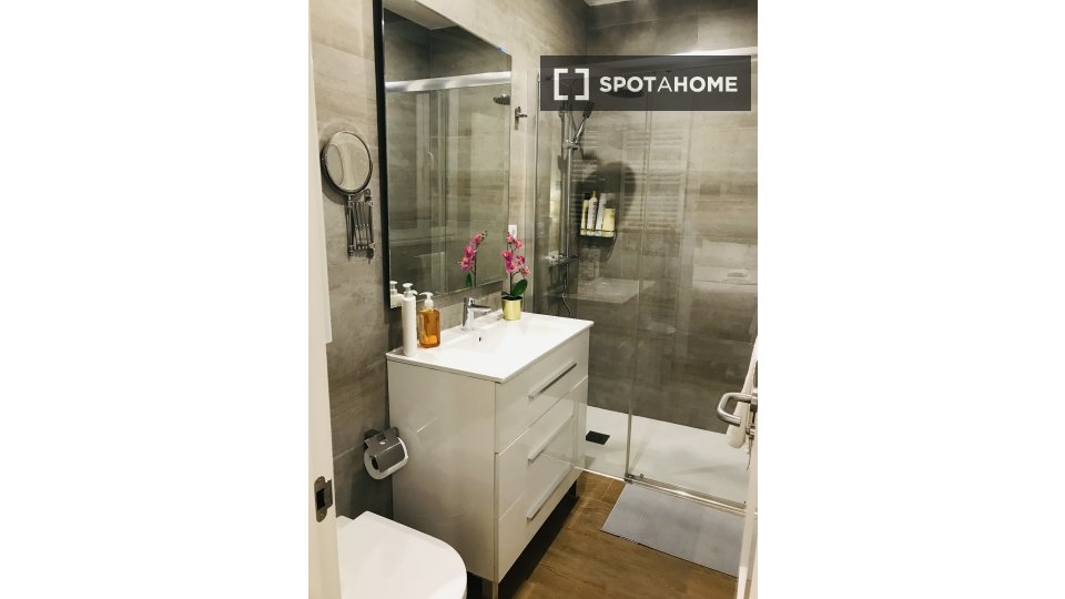 Apartment mono Madrid, 50m² — photo 2