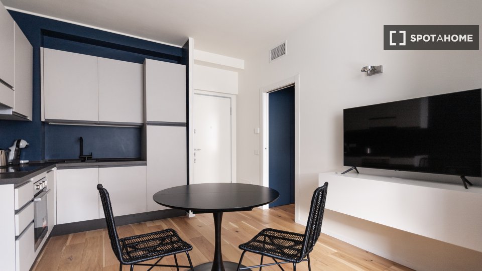 Apartment Milan, 1 bed, 48m² — photo 9