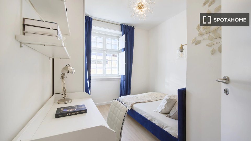 Double room Lisbon, 7 beds — photo 1