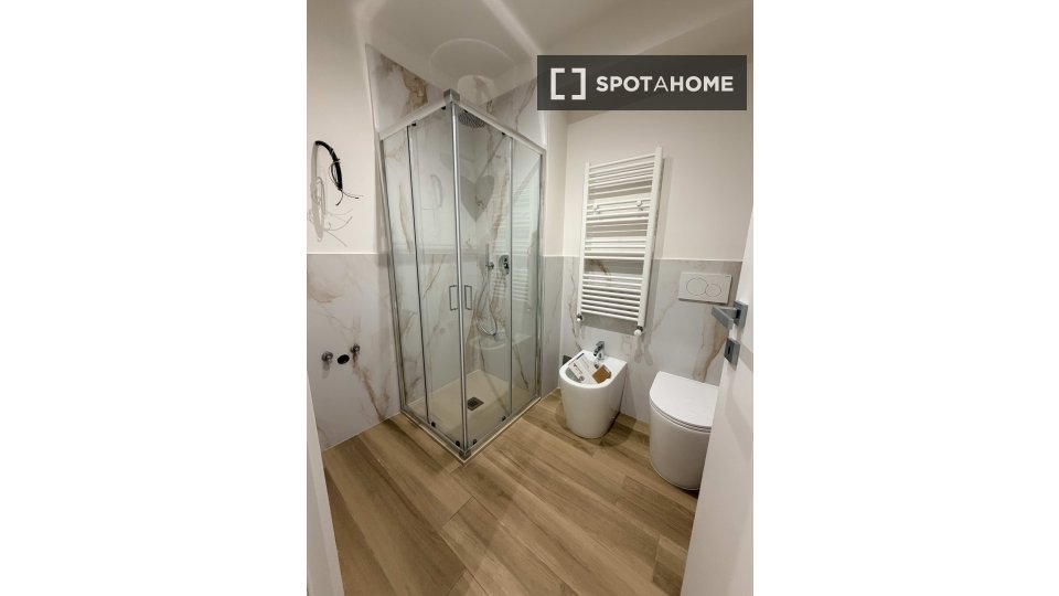 Double room Turin, 4 beds, 100m² — photo 7