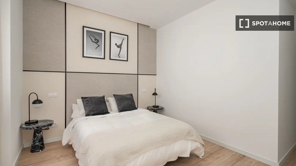 Double room Madrid, 5 beds — photo 2