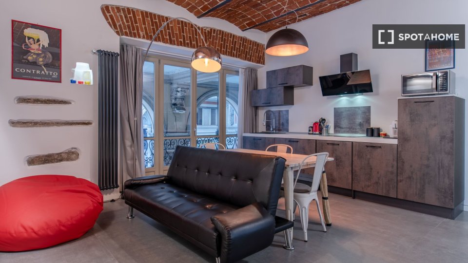 Apartment Turin, 2 beds, 120m² — photo 1