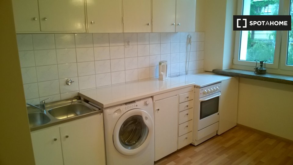 Double room Krakow, 2 beds — photo 11