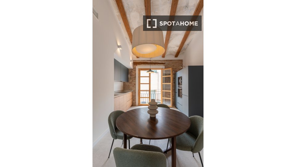 Apartment Valencia, 2 beds, 90m² — photo 2