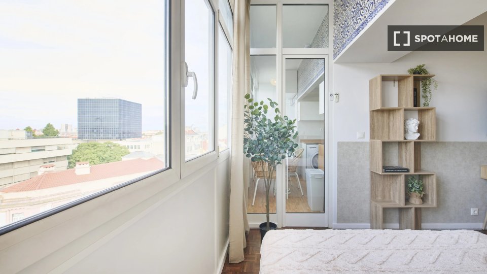 Double room Lisbon, 9 beds — photo 14