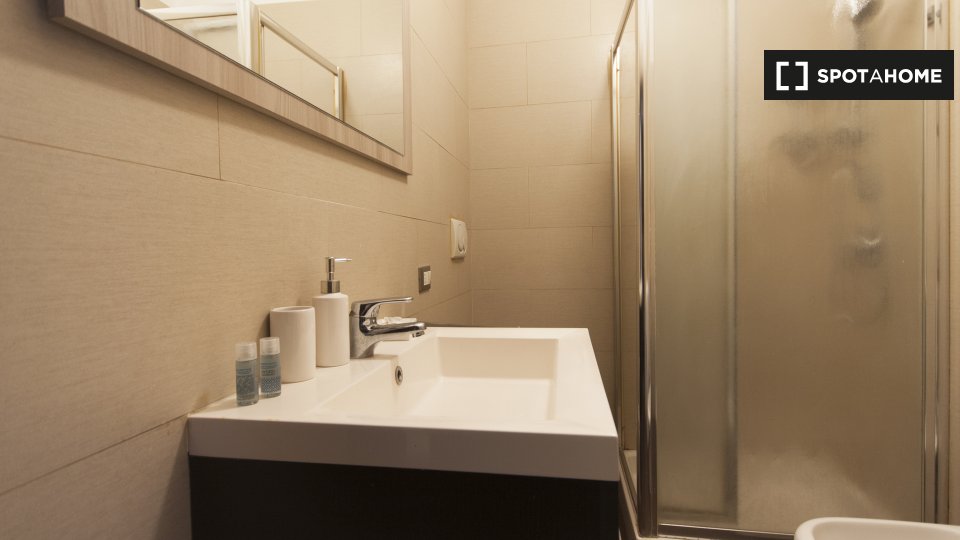 Apartment Milan, 1 bed, 50m² — photo 18