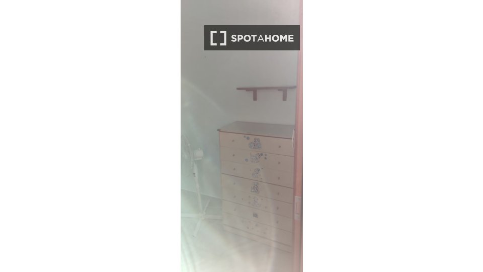 Double room Naples, 5 beds, 120m² — photo 3