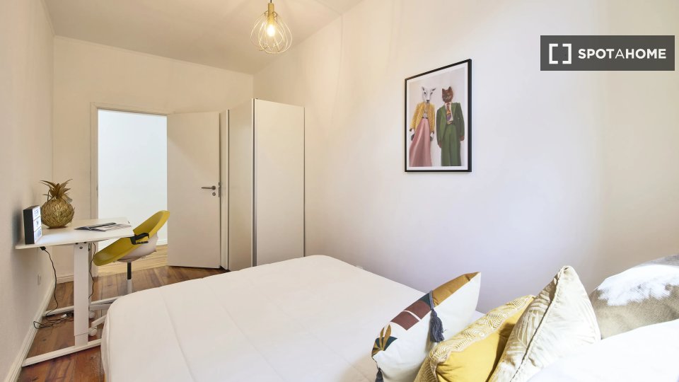 Double room Lisbon, 13 beds — photo 13