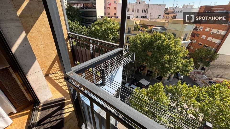 Habitación doble Madrid, 9 habitaciones, 200m² — foto 3