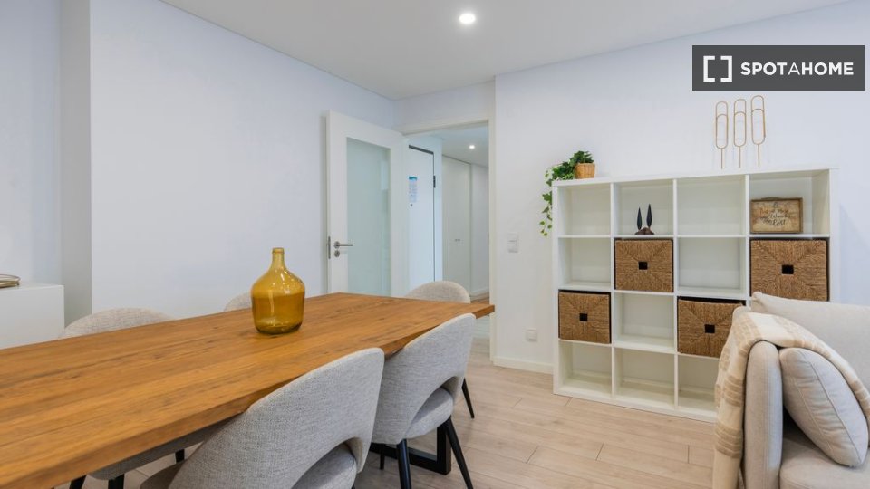 Apartment Lisbon, 2 beds — photo 14