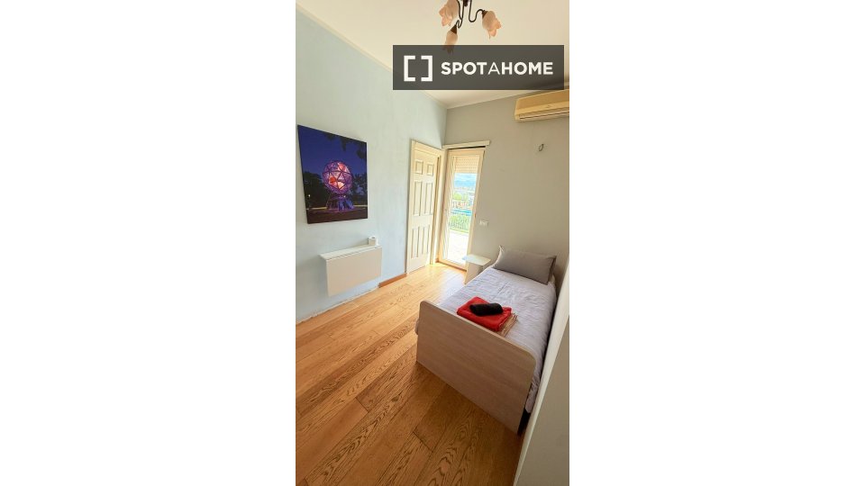 Double room Rome, 3 beds — photo 32