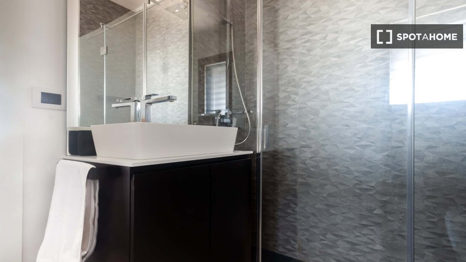 Apartment Milan, 1 bed, 92m² — photo 9
