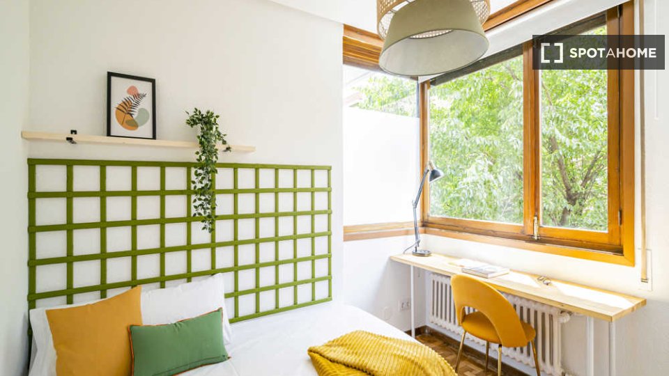 Double room Madrid, 7 beds — photo 48