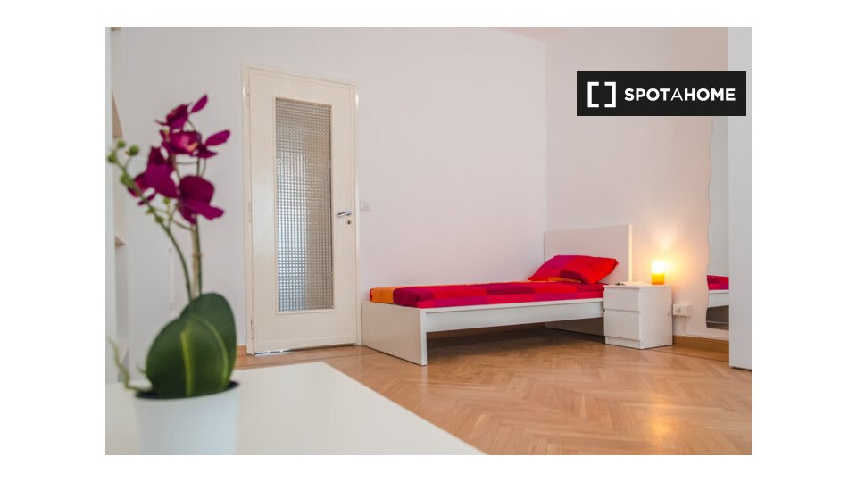 Double room Turin, 4 beds — photo 5