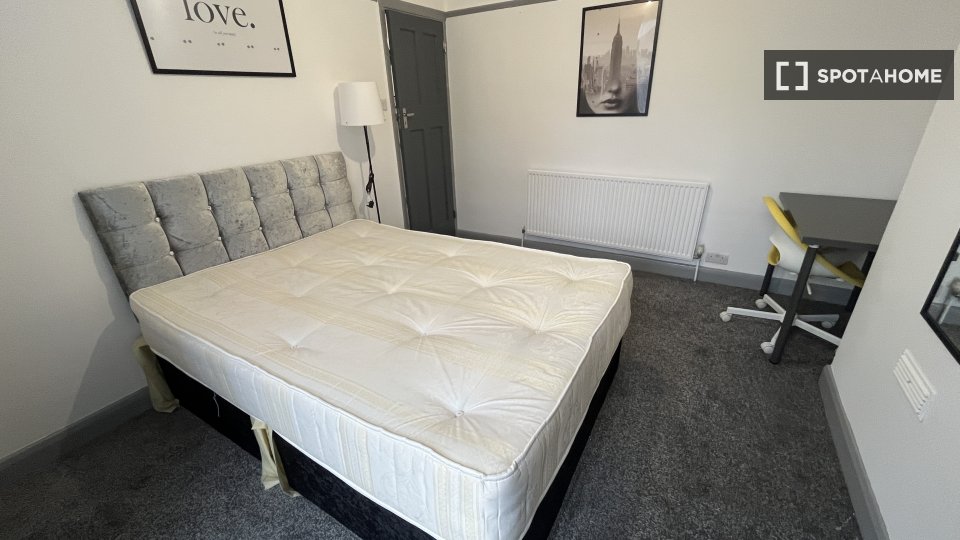 Double room London, 5 beds — photo 3