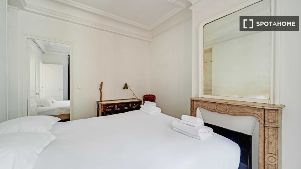 Apartment Paris, 2 beds, 68m² — photo 13
