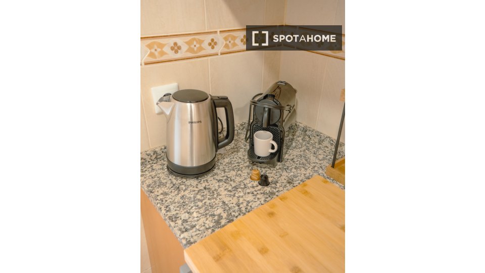 Double room Lisbon, 6 beds — photo 9